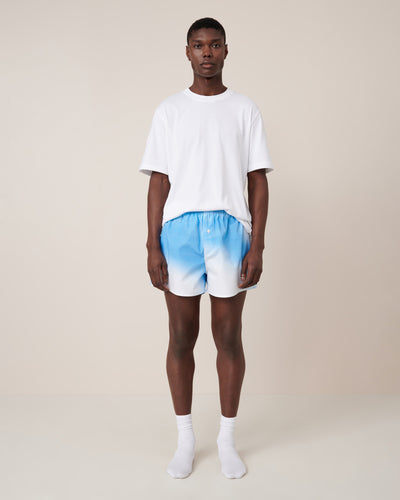 Model wearing size M