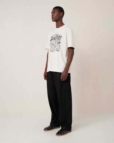 Model wearing size M