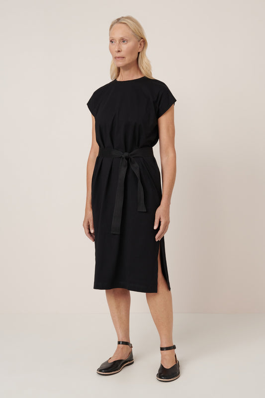 Form Dress