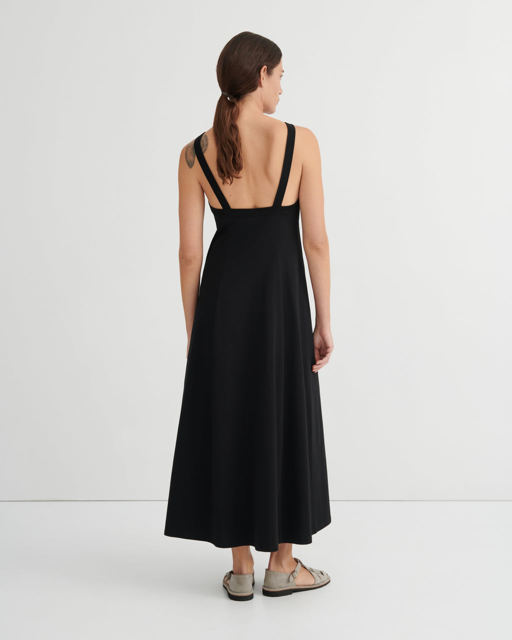 low back dress Dress, Butter long Slip Fully Lined, Creamy bias cut maxi prom Dress 90s, Pure silk Dress, Wedding Guest Gown This super casual maxi features an open back with an elastic waistband....deep V neck halter top Open Back Slip Dress (Available