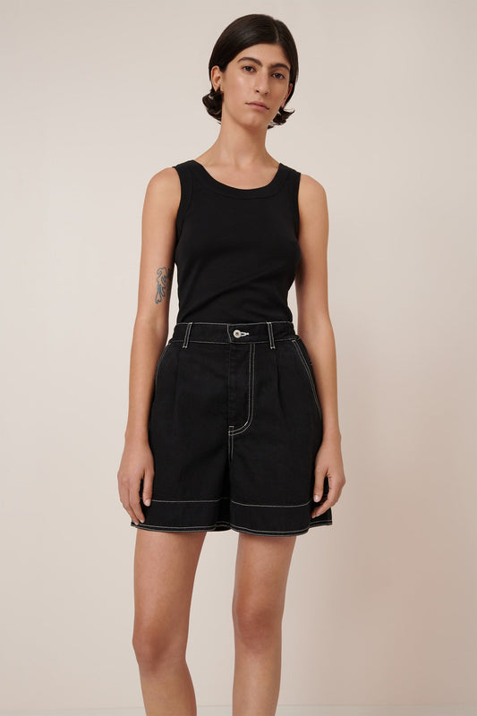 Outline Shorts