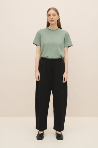 panelled_relaxed_pant-black-