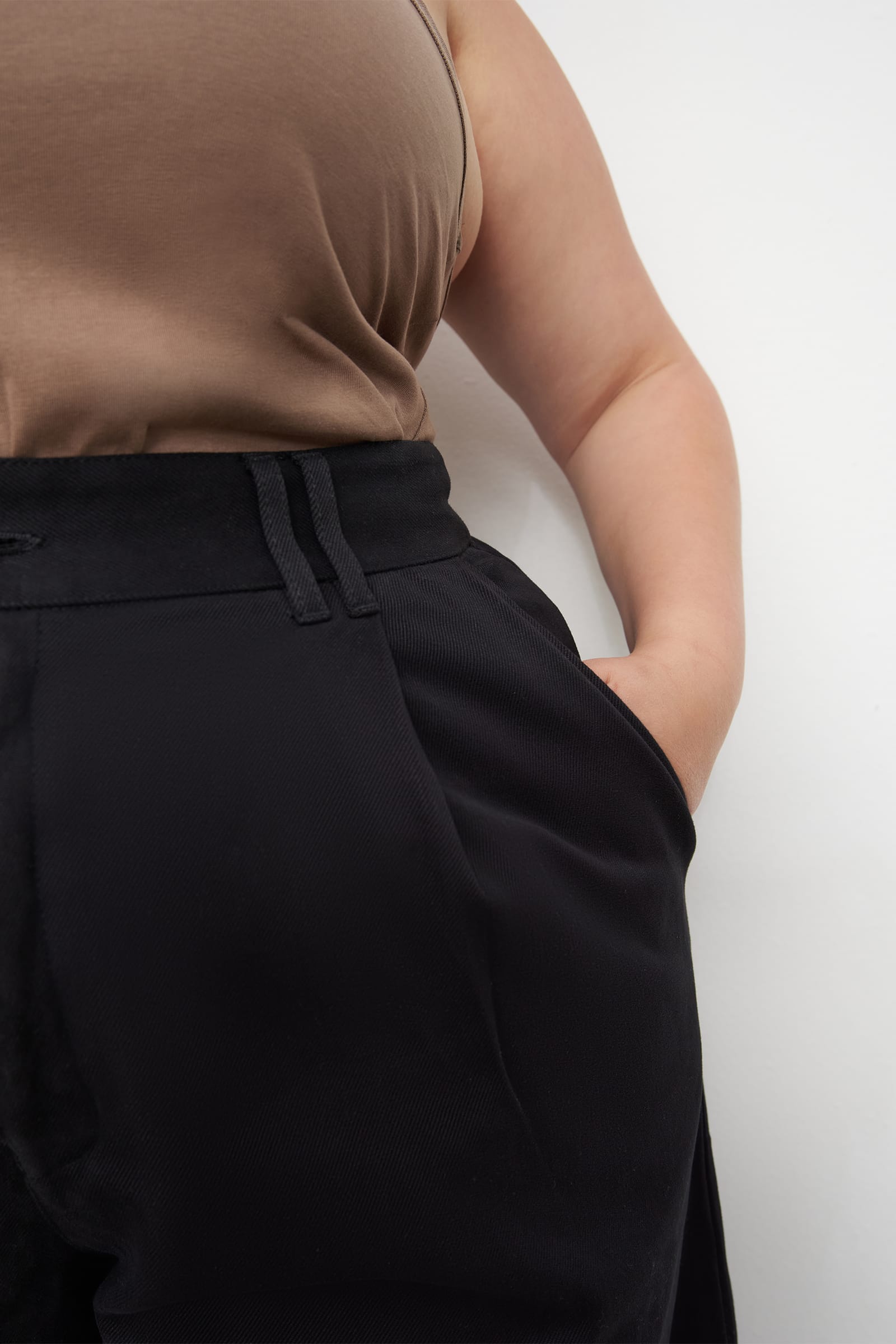 Composer Pant - Black | High-Waist, Straight Leg Pant | Kowtow