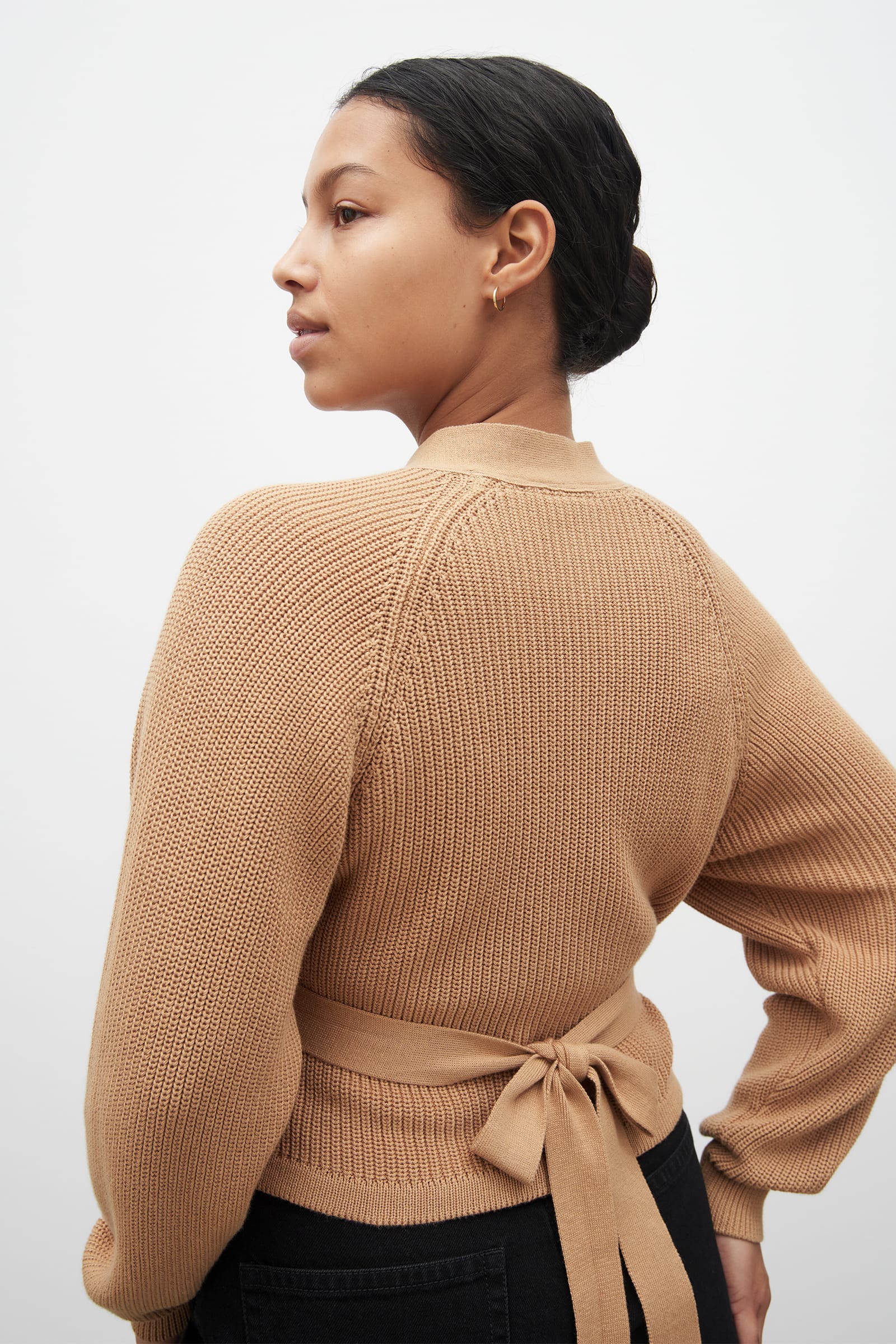 Beige 2024 open sweater